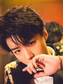 TFBOYS：你是团宠小姐姐