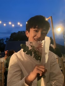 夏日的琴声（内容虚构勿上升真人）